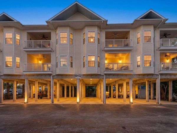 54 SE 910TH AVENUE , Unit 115, SUWANNEE, FL 32692