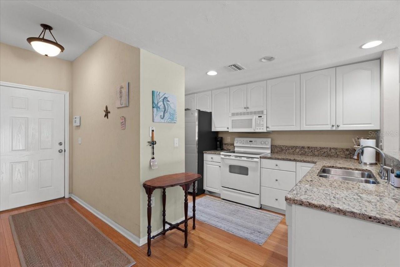54 SE 910th Avenue, Unit 115, Suwannee, FL 32692 Photo