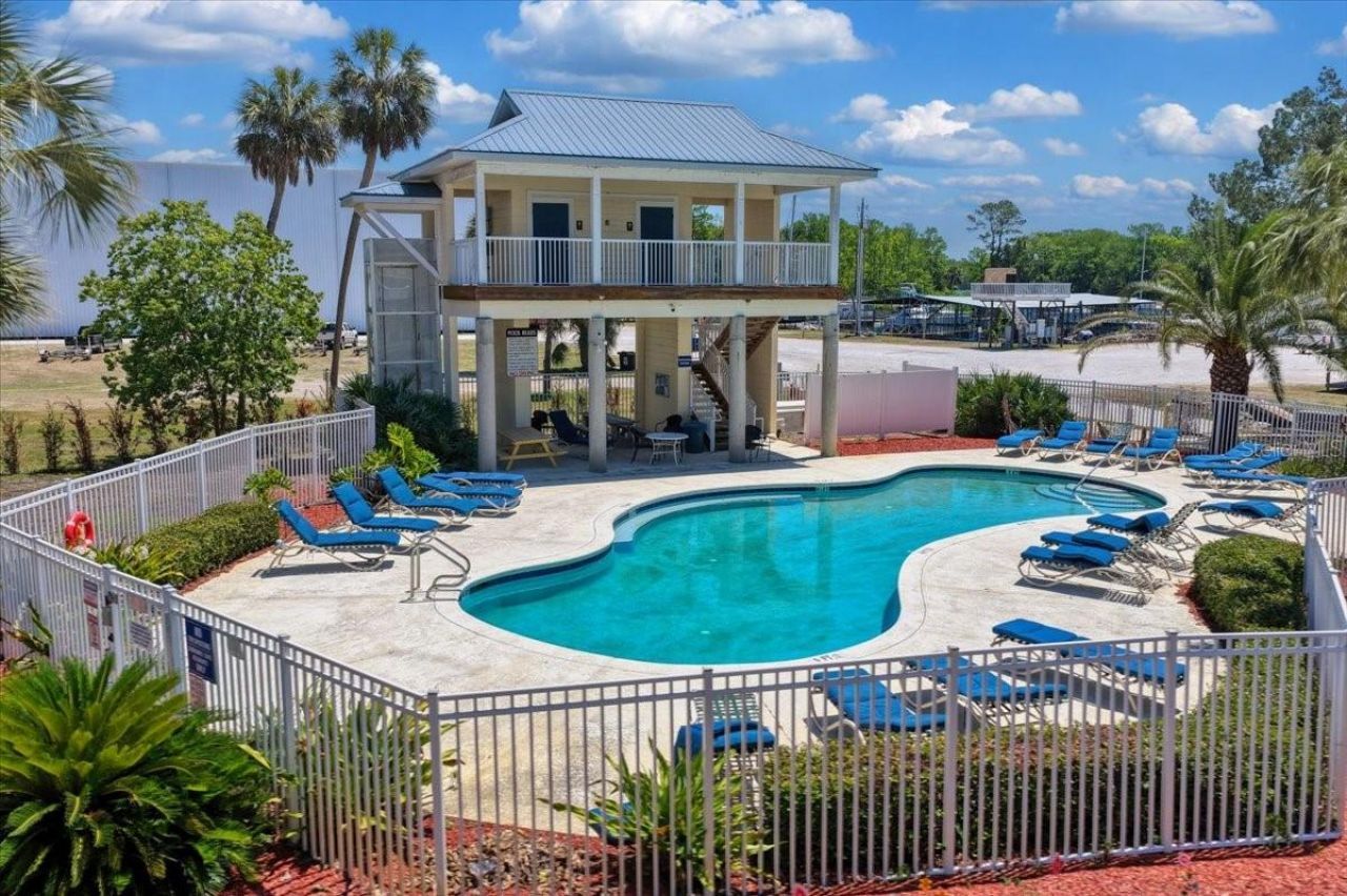 54 SE 910th Avenue, Unit 115, Suwannee, FL 32692 Photo