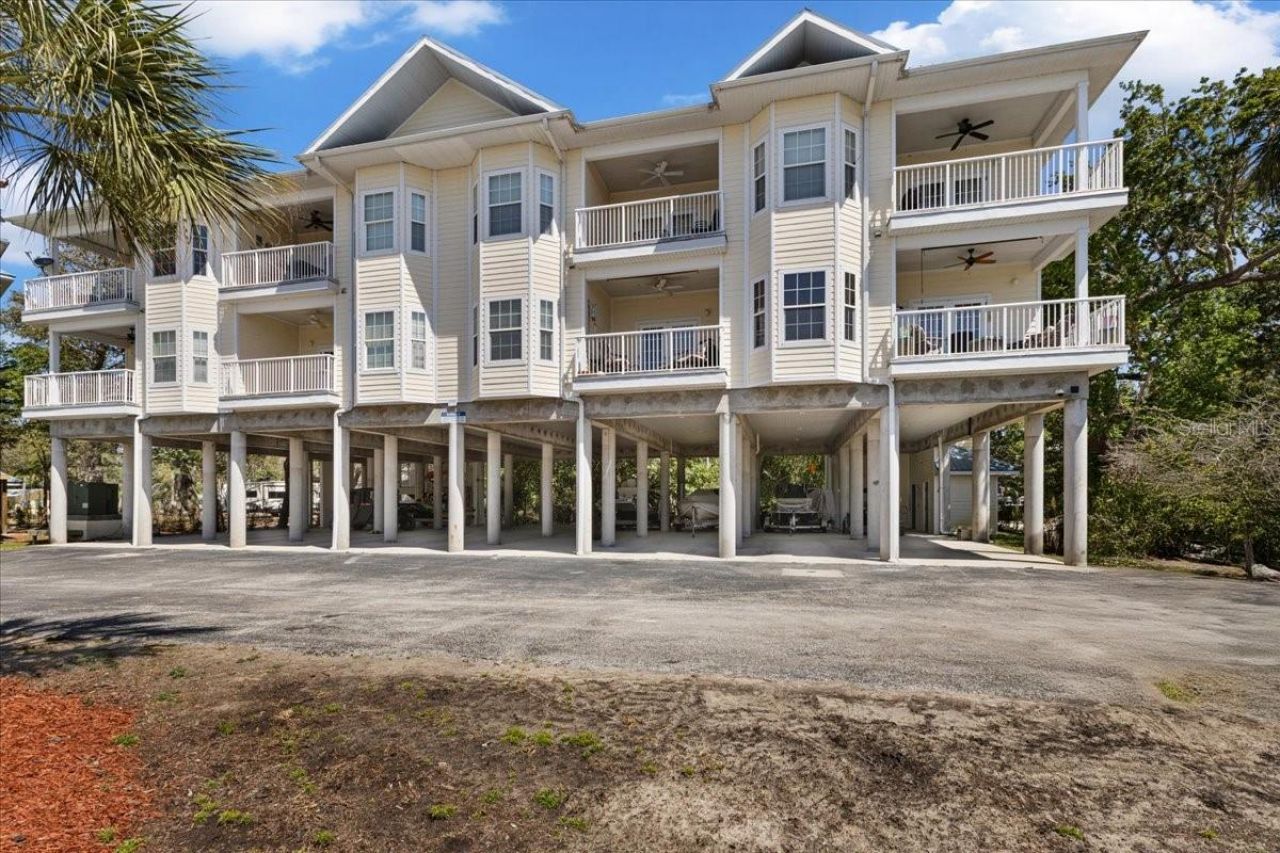 54 SE 910th Avenue, Unit 115, Suwannee, FL 32692 Photo