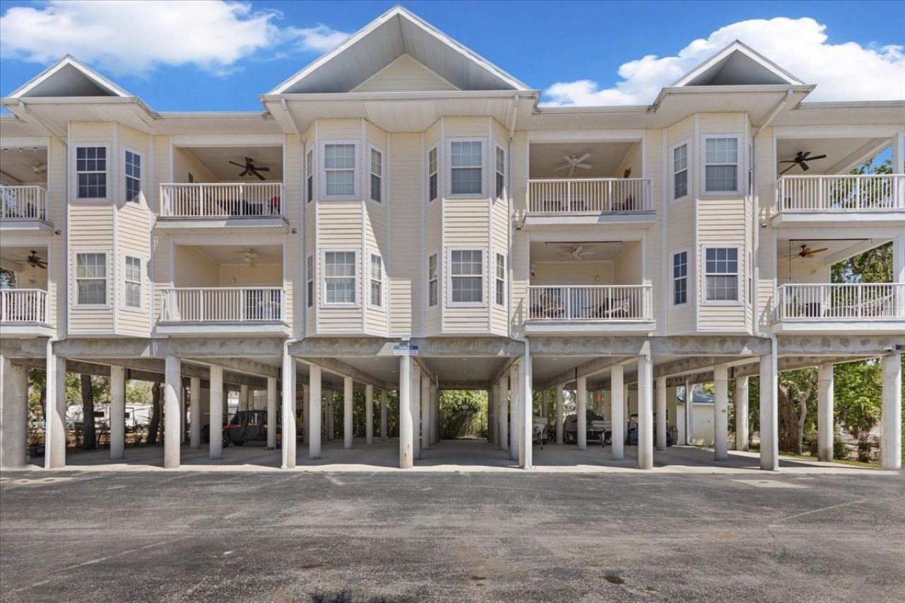 54 SE 910th Avenue, Unit 115, Suwannee, FL 32692 Photo