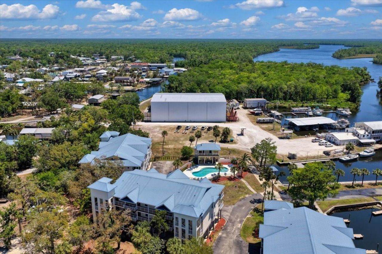 54 SE 910th Avenue, Unit 115, Suwannee, FL 32692 Photo