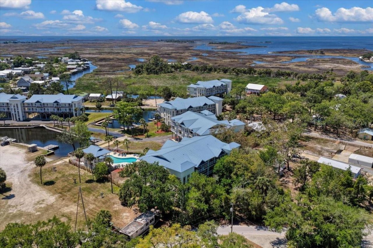 54 SE 910th Avenue, Unit 115, Suwannee, FL 32692 Photo