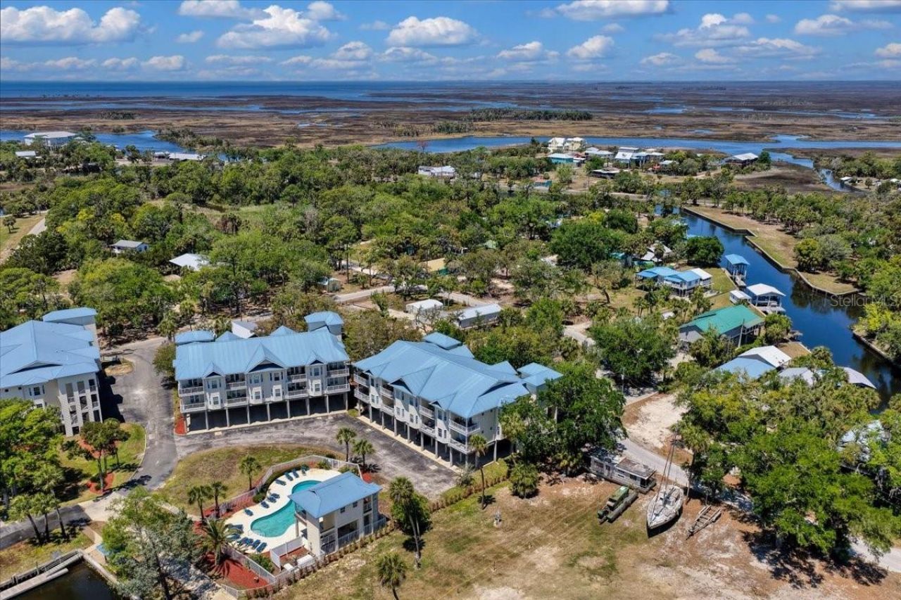 54 SE 910th Avenue, Unit 115, Suwannee, FL 32692 Photo