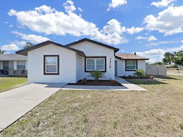 7218 LUNITA COURT, TAMPA, FL 33625