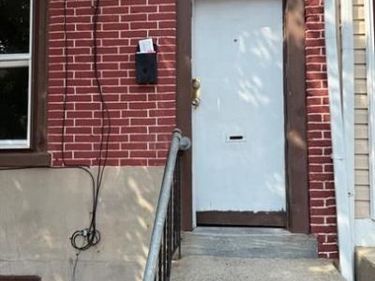 325 E MOORE STREET, NORRISTOWN, PA 19401