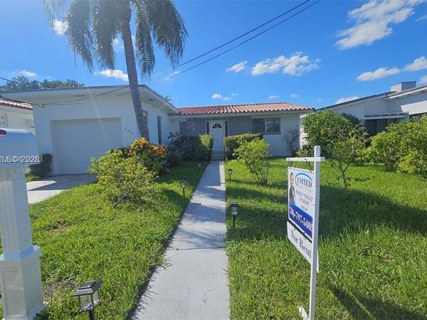 9356 Byron Ave , Surfside, FL 33154
