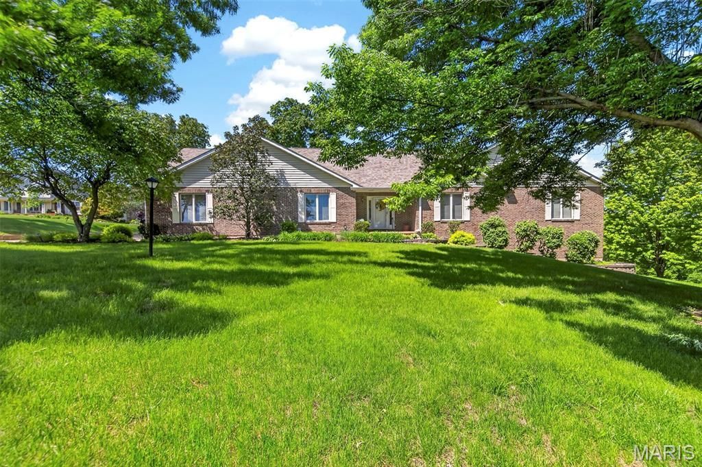 101 Hilltop Court , Washington, MO 63090 Main Photo