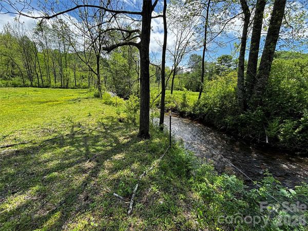 1659 Mountain Creek Road , Robbinsville, NC 28871