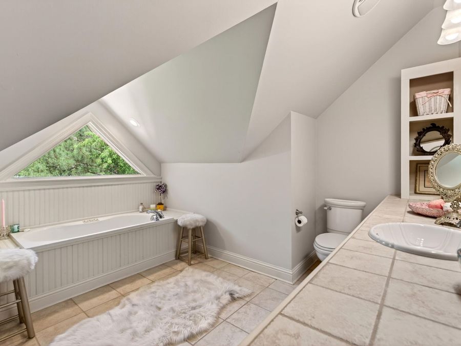 Property Image 63