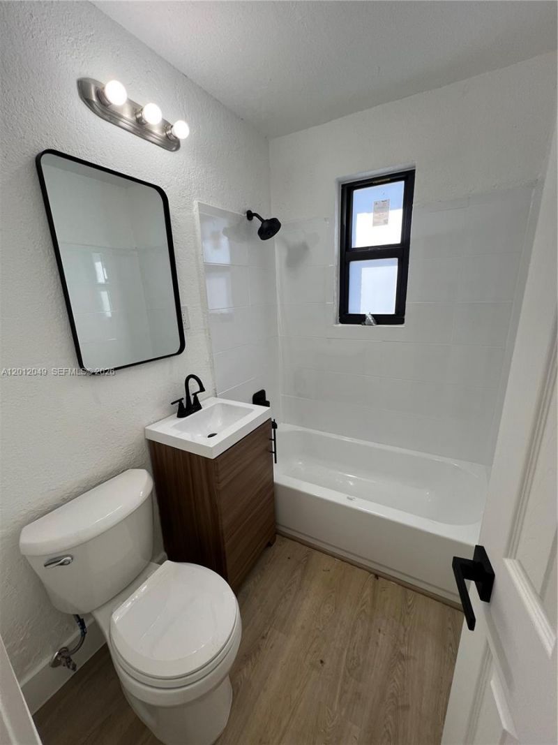 1825 NW 74th Ter, Unit 1825, Miami, FL 33147 Photo