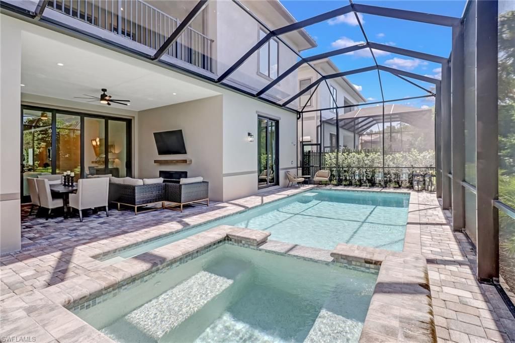 2875 Coco Lakes Dr, Naples, FL 34105 Photo