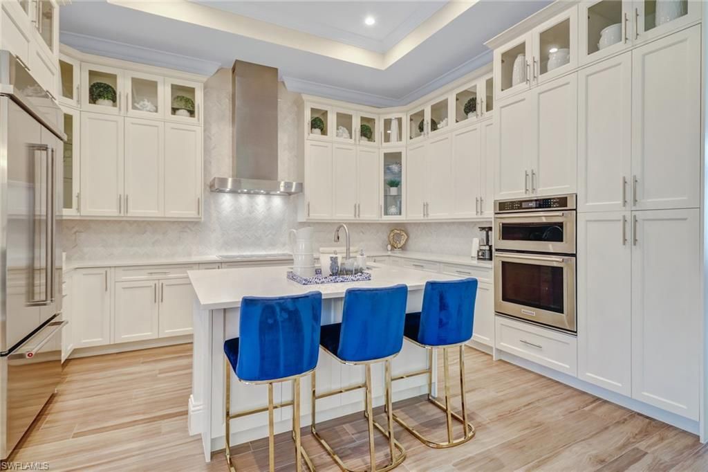 2875 Coco Lakes Dr, Naples, FL 34105 Photo