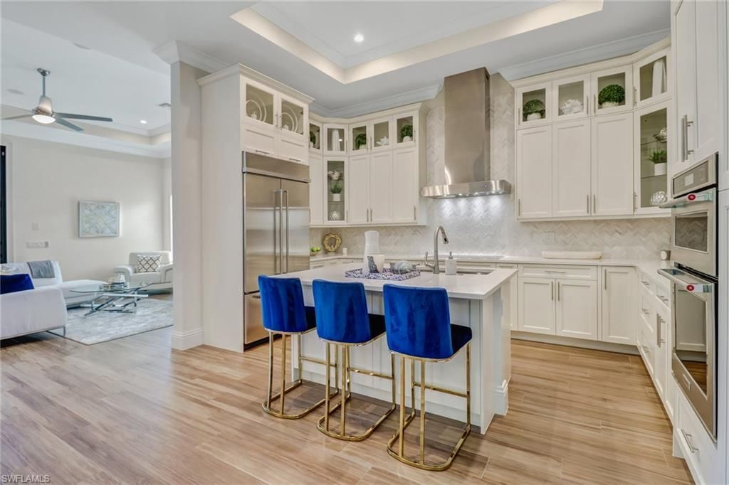 2875 Coco Lakes Dr, Naples, FL 34105 Photo