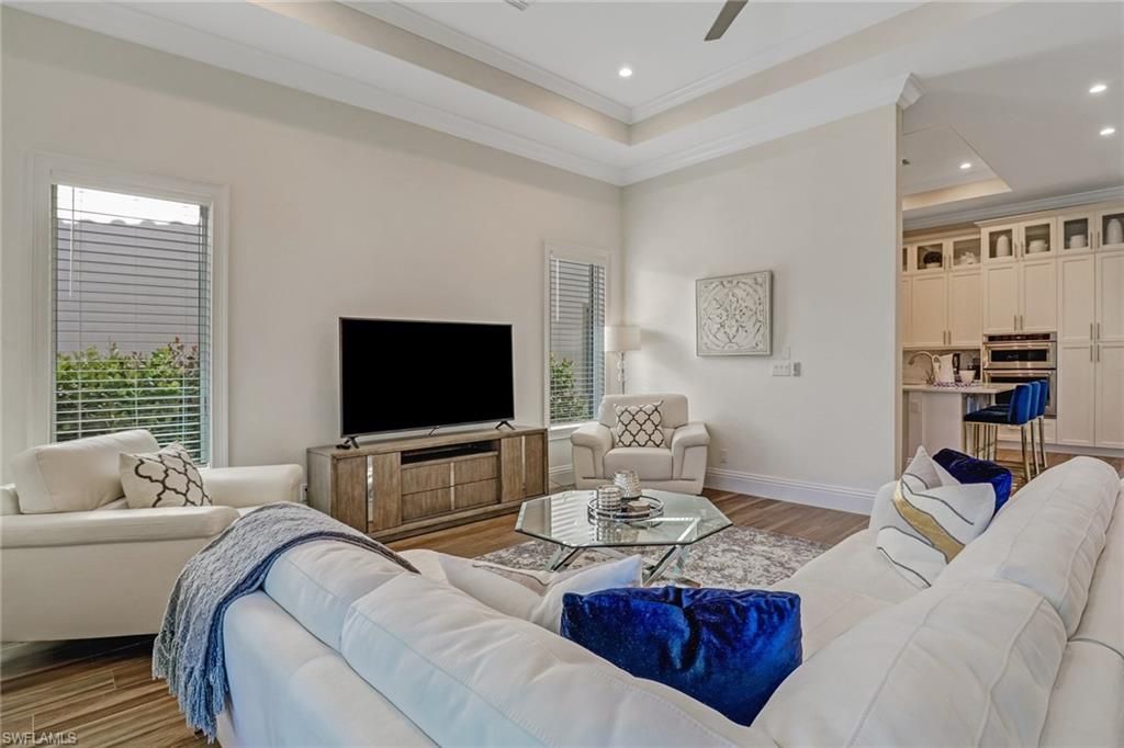 2875 Coco Lakes Dr, Naples, FL 34105 Photo