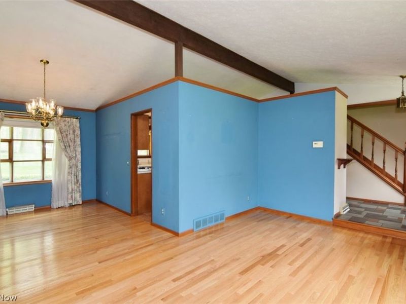 6977 Springledge Road , Sagamore Hills, OH 44067 Photo 12