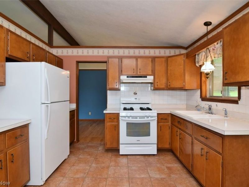6977 Springledge Road , Sagamore Hills, OH 44067 Photo 19