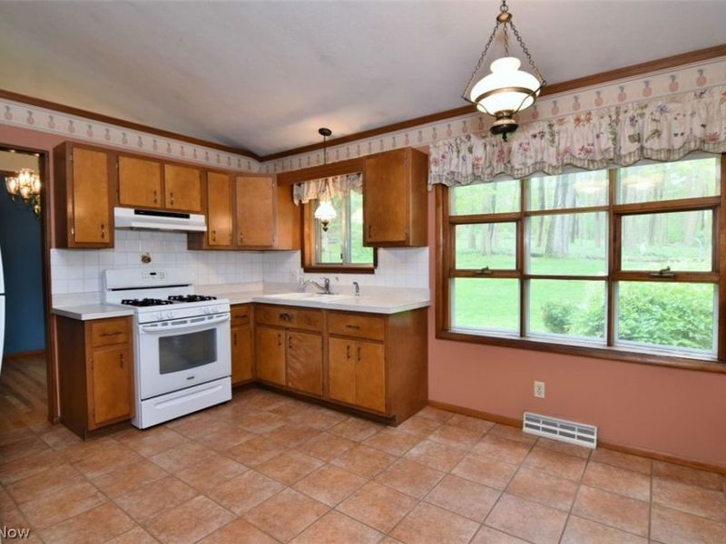 6977 Springledge Road , Sagamore Hills, OH 44067 Photo 20