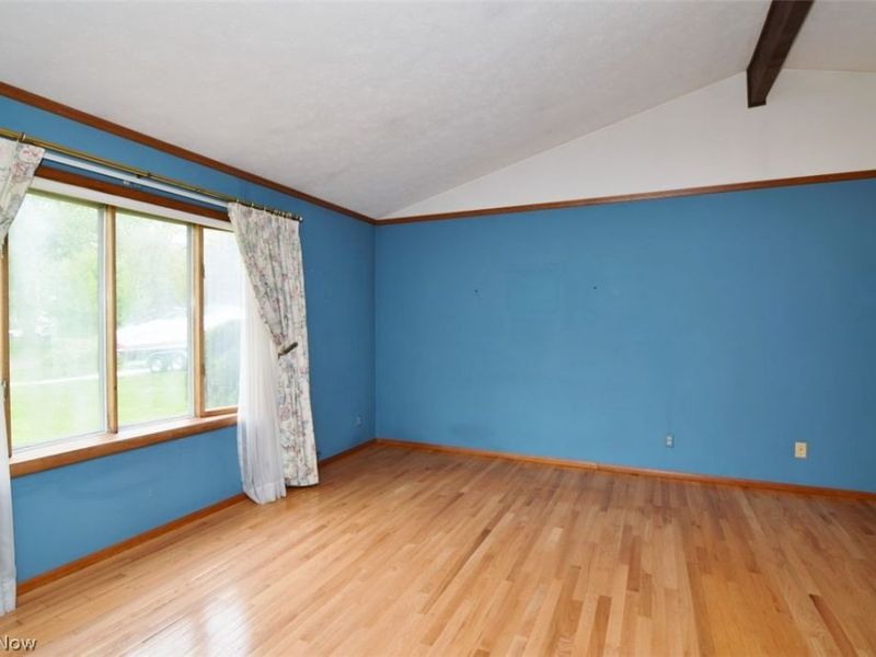 6977 Springledge Road , Sagamore Hills, OH 44067 Photo 9