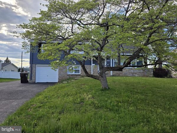 217 CHERRY LANE , LANSDALE, PA 19446