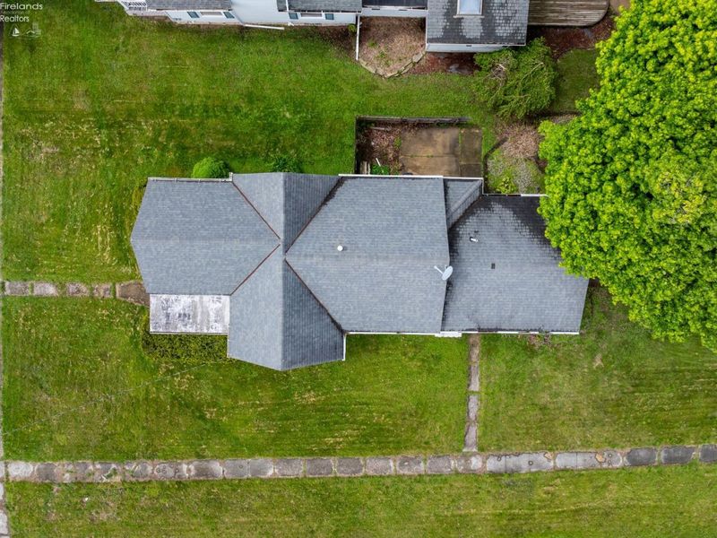 202 Louise Avenue, Bellevue, OH 44811 Photo 24