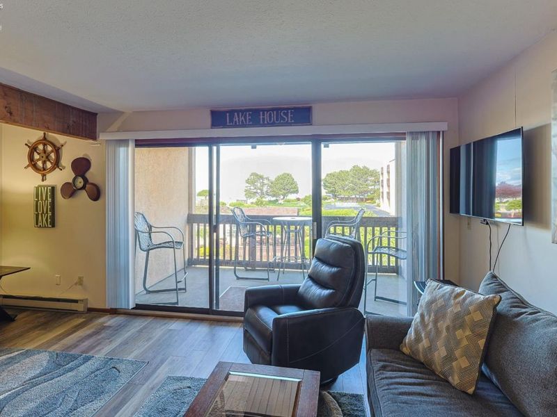 1801 E Perry Street, Unit 14, Port Clinton, OH 43452 Photo 6