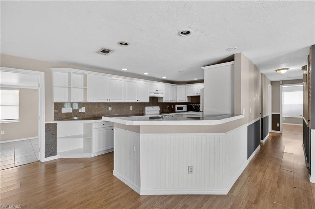 2623 NE 22nd Ave, Cape Coral, FL 33909 Photo