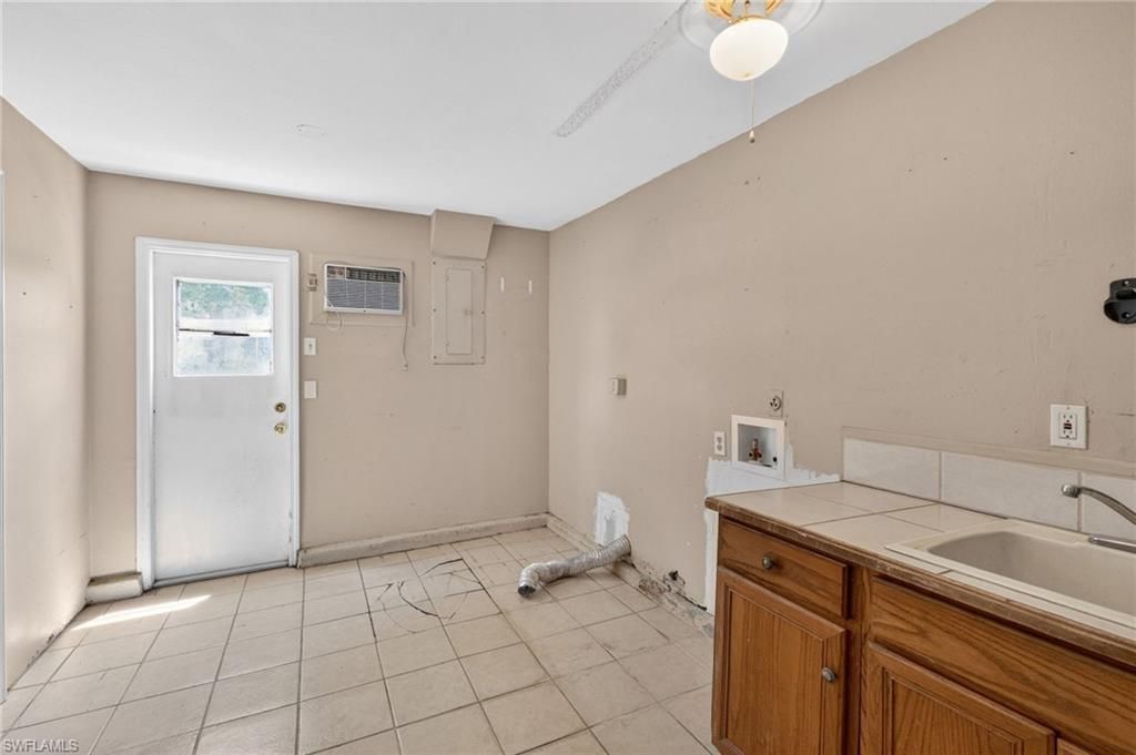 2623 NE 22nd Ave, Cape Coral, FL 33909 Photo
