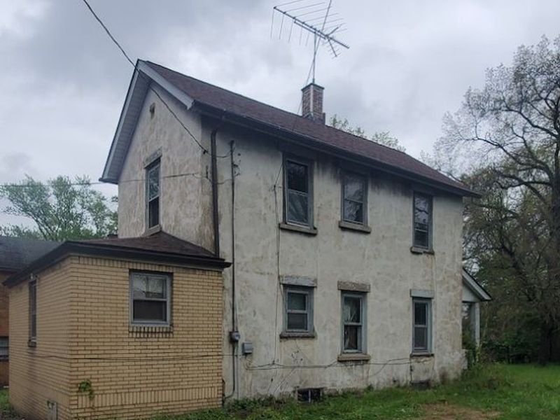 17 Oak Park, Youngstown, OH 44505 Photo 3