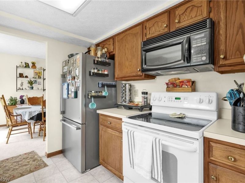 527 Warwick Lane, Pickerington, OH 43147 Photo 13