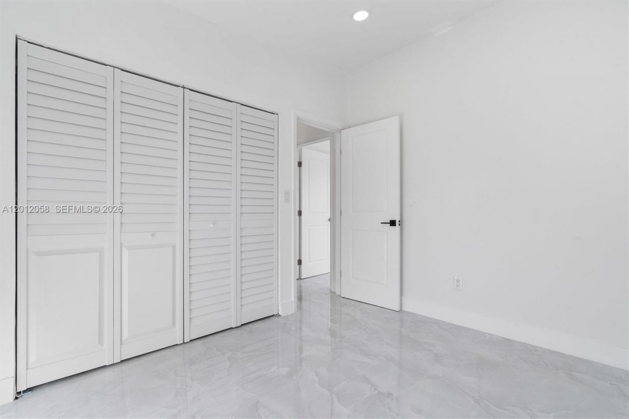 4041 NE 15th Ter, Pompano Beach, FL 33064 Photo