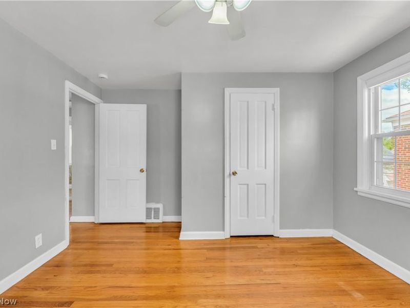 5440 Hollywood Avenue, Maple Heights, OH 44137 Photo 11