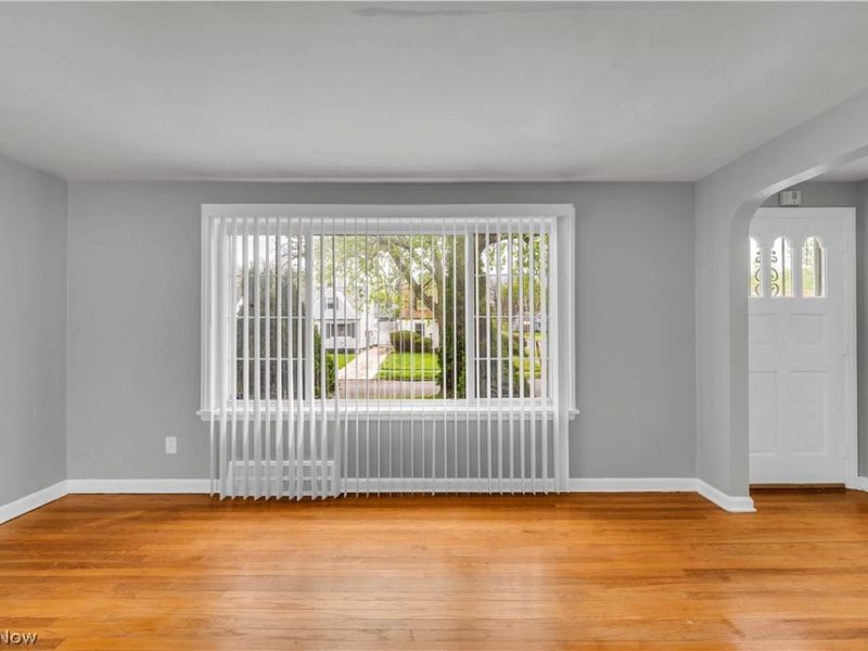 5440 Hollywood Avenue, Maple Heights, OH 44137 Photo 3