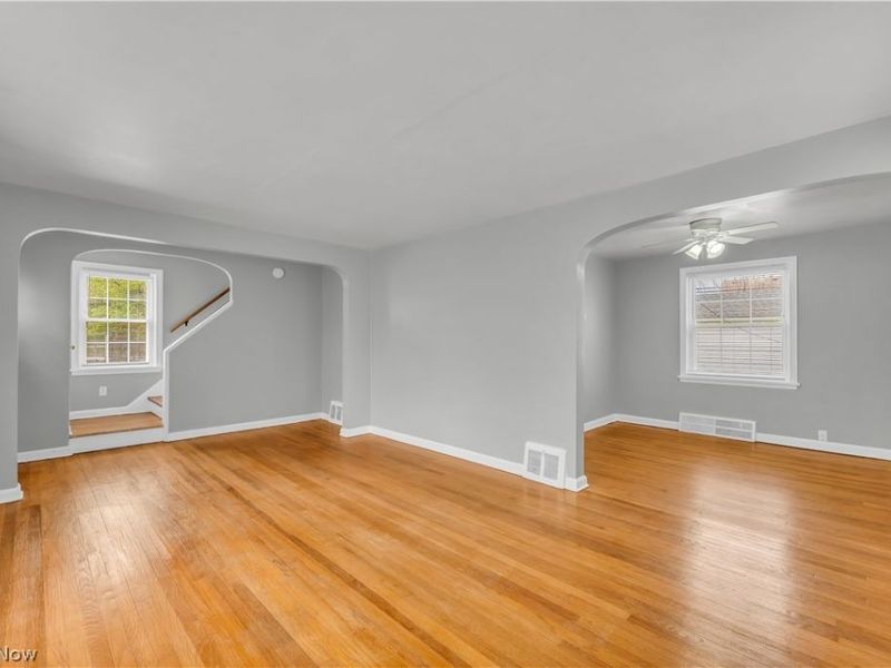 5440 Hollywood Avenue, Maple Heights, OH 44137 Photo 5