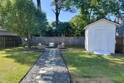 814 Armsway Street photo 4