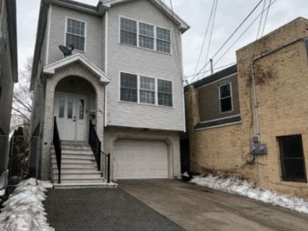 1031 E Grand Street, Unit 2, Elizabeth, NJ 07201