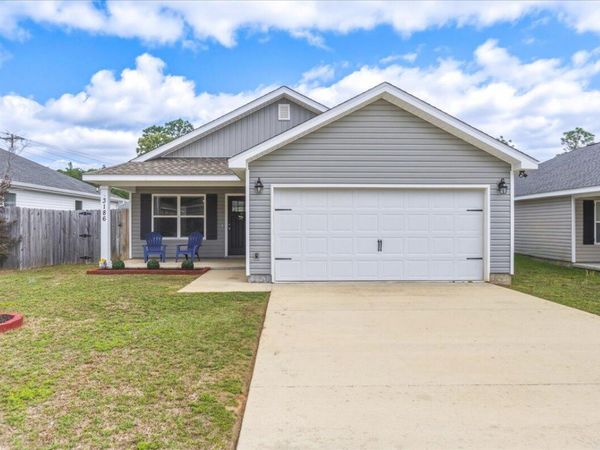 3186 Maple Street, Crestview, FL 32539