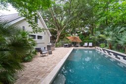 121 Berkshire Drive photo 4