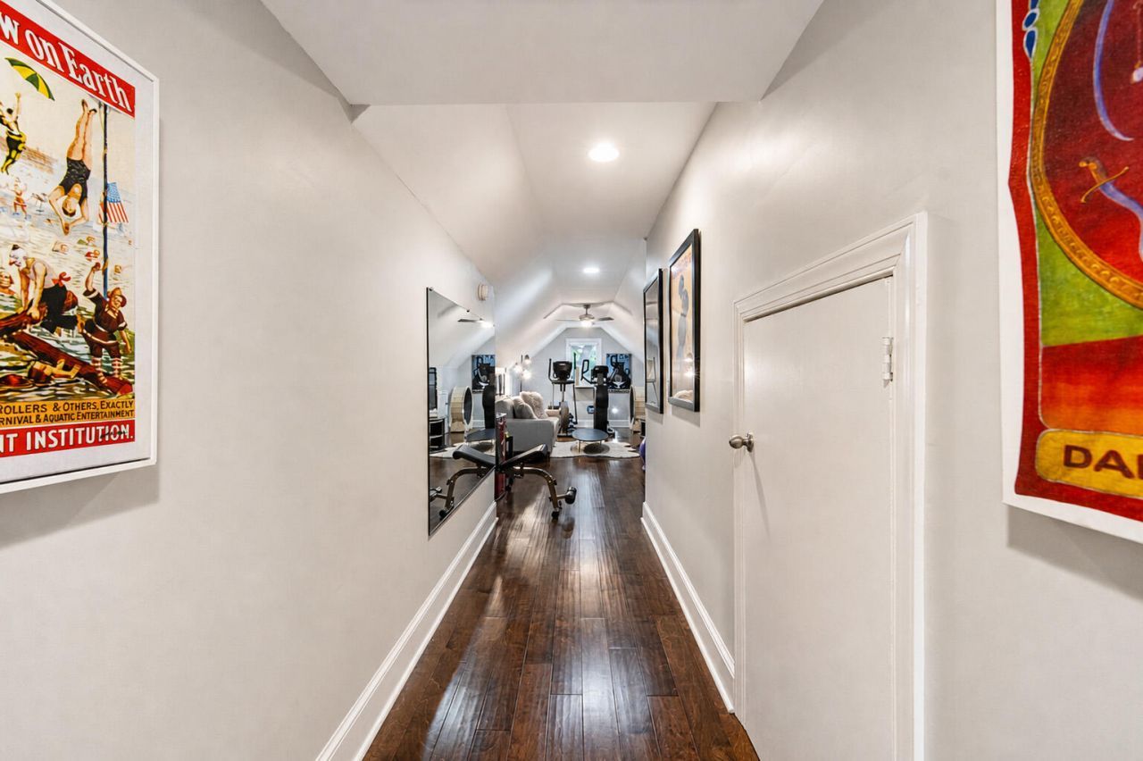 121 Berkshire Drive Photo 36