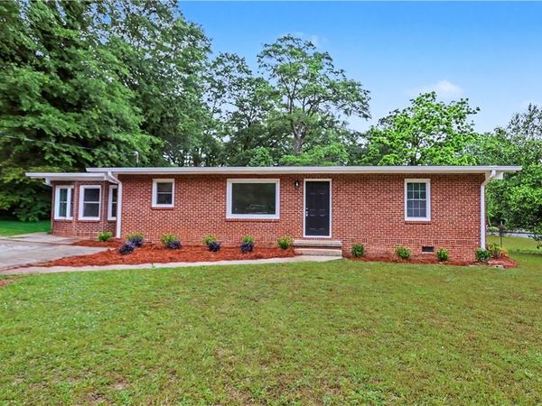 420 Georgia Avenue, Fayetteville, GA 30214