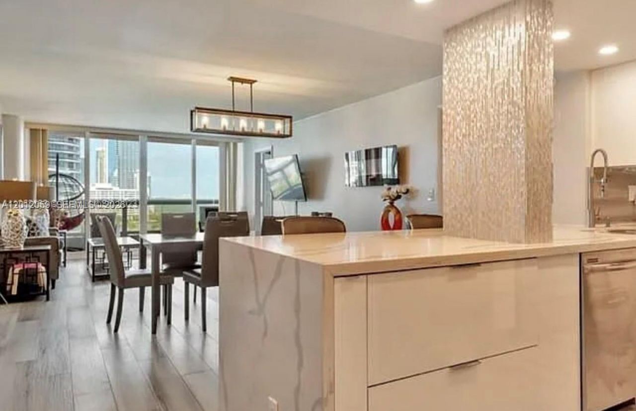 1717 N Bayshore Dr, Unit A1448, Miami, FL 33132 Photo