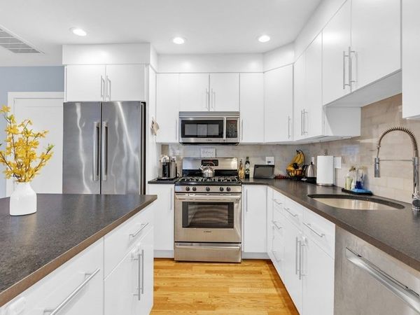 157 Hancock Street, Unit 13, Quincy, MA 02171