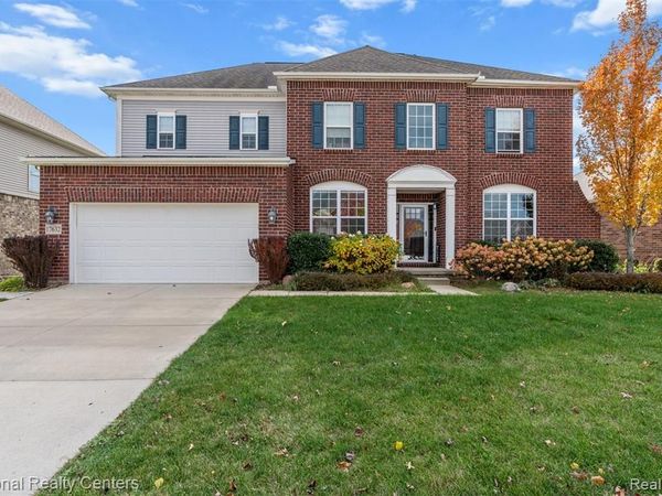 17632 Goldeneye Drive, Clinton Twp, MI 48038