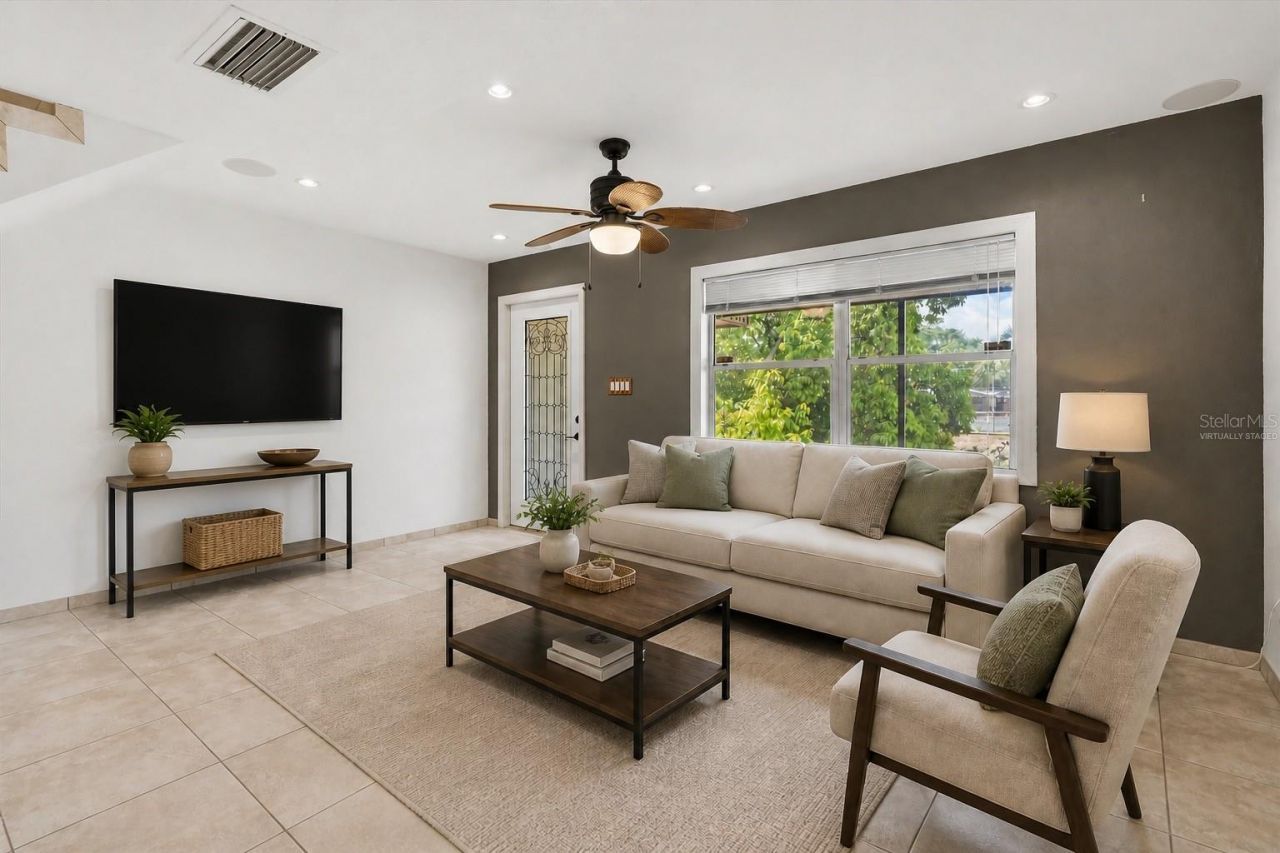 3202 Ramblewood Drive N, Sarasota, FL 34237 Photo