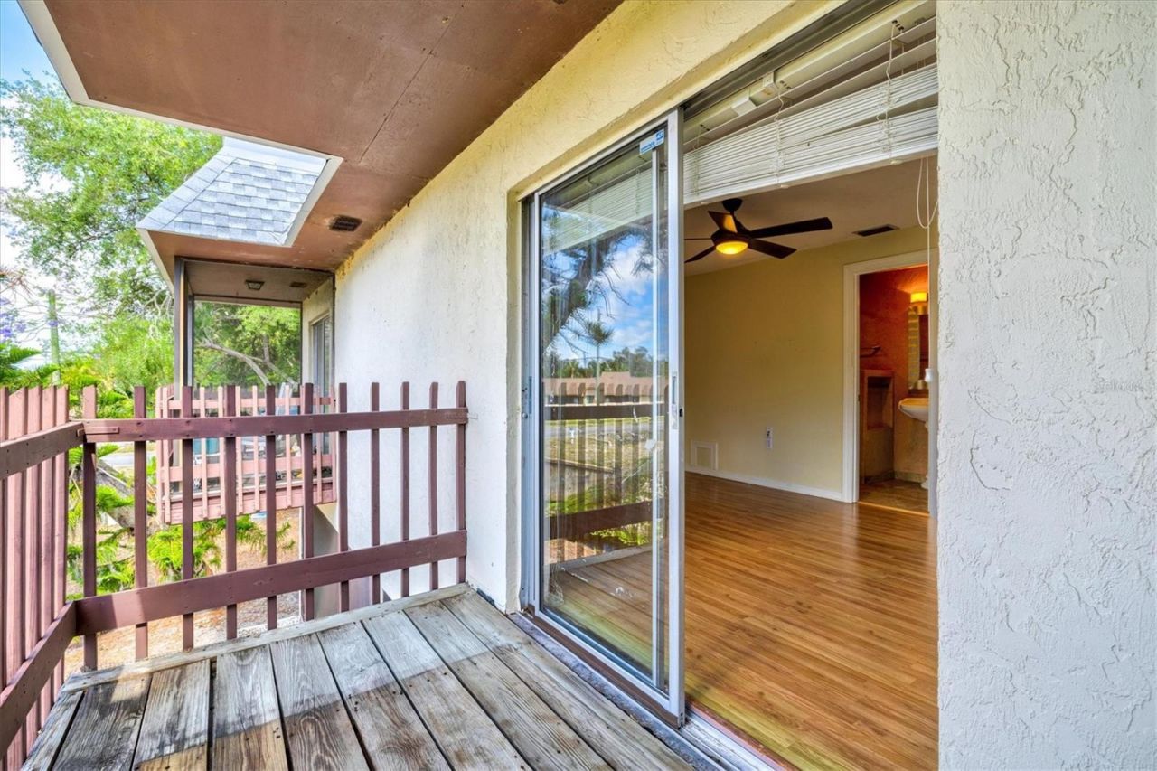 3202 Ramblewood Drive N, Sarasota, FL 34237 Photo