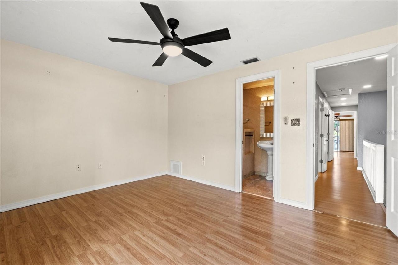 3202 Ramblewood Drive N, Sarasota, FL 34237 Photo