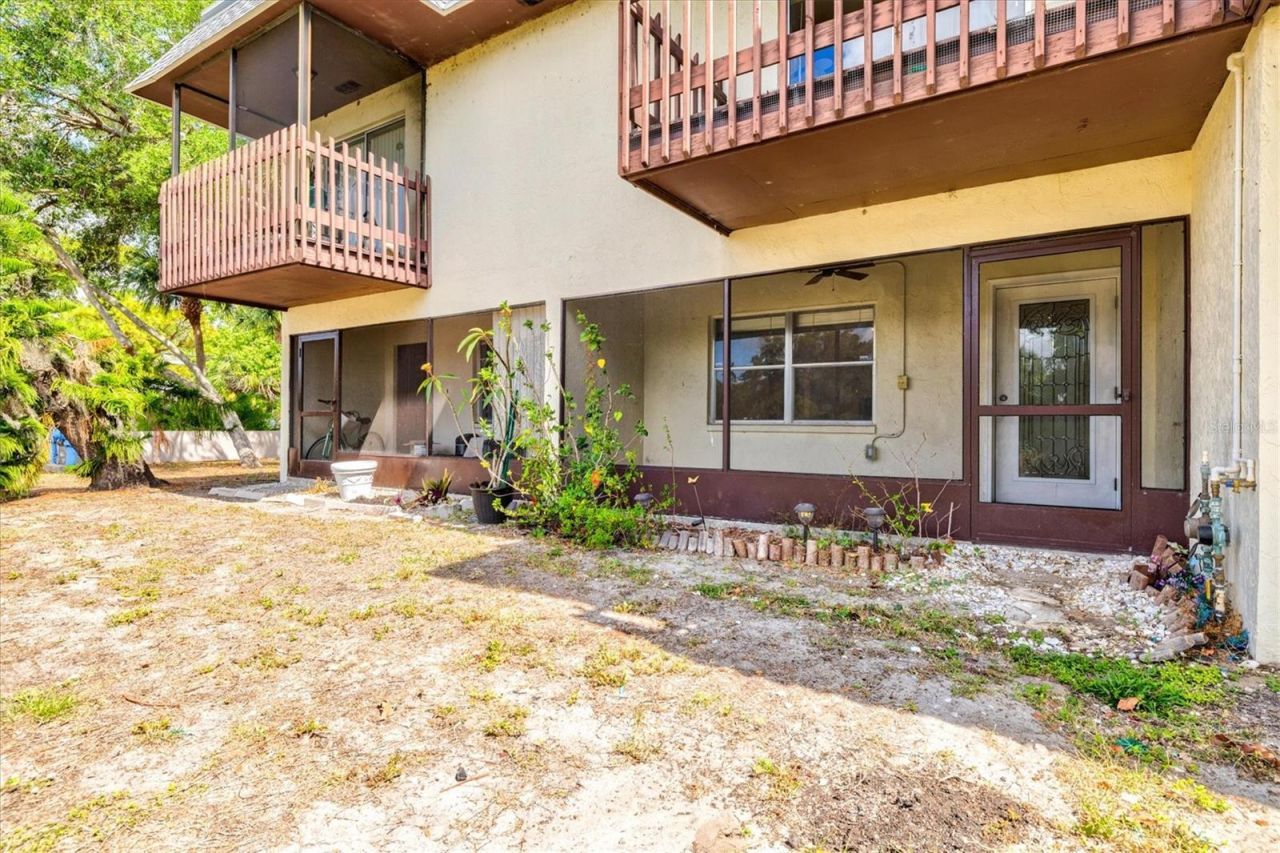 3202 Ramblewood Drive N, Sarasota, FL 34237 Photo