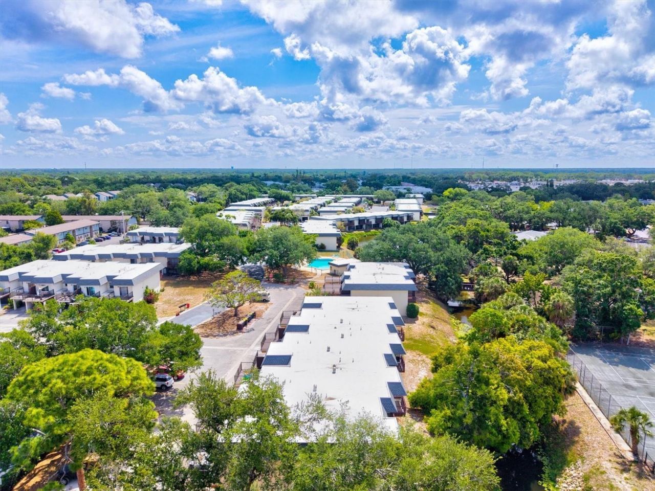 3202 Ramblewood Drive N, Sarasota, FL 34237 Photo
