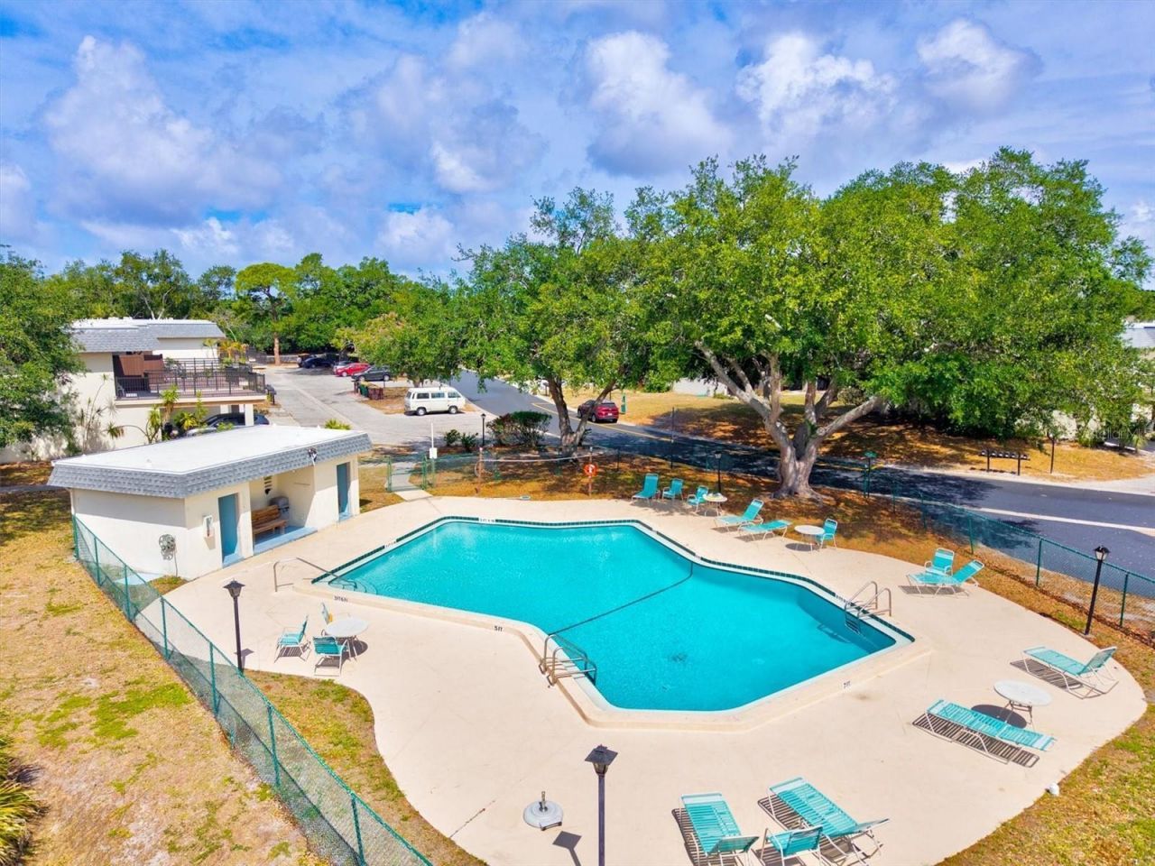 3202 Ramblewood Drive N, Sarasota, FL 34237 Photo