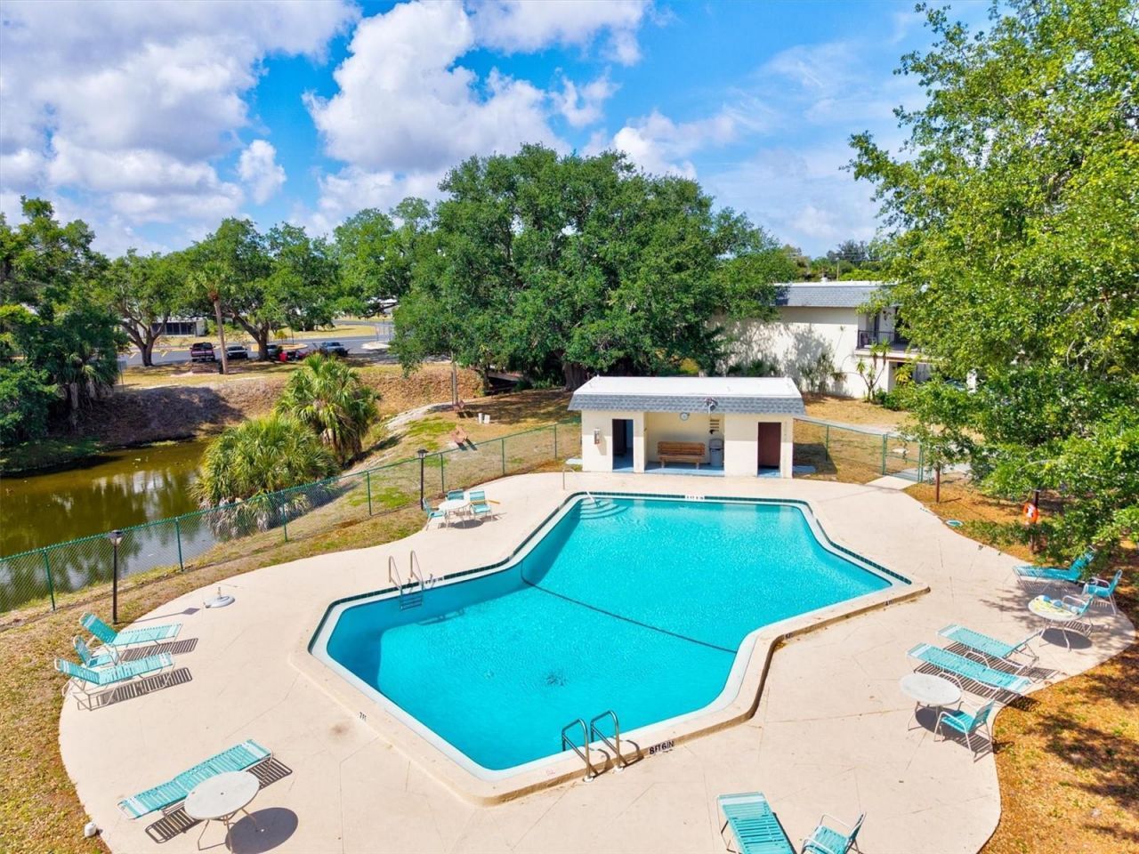 3202 Ramblewood Drive N, Sarasota, FL 34237 Photo